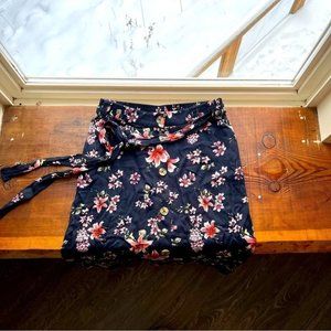 Small flora  skirt
